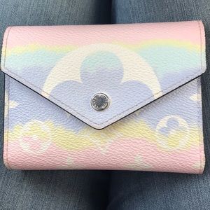 Louis Vuitton escale victorine wallet